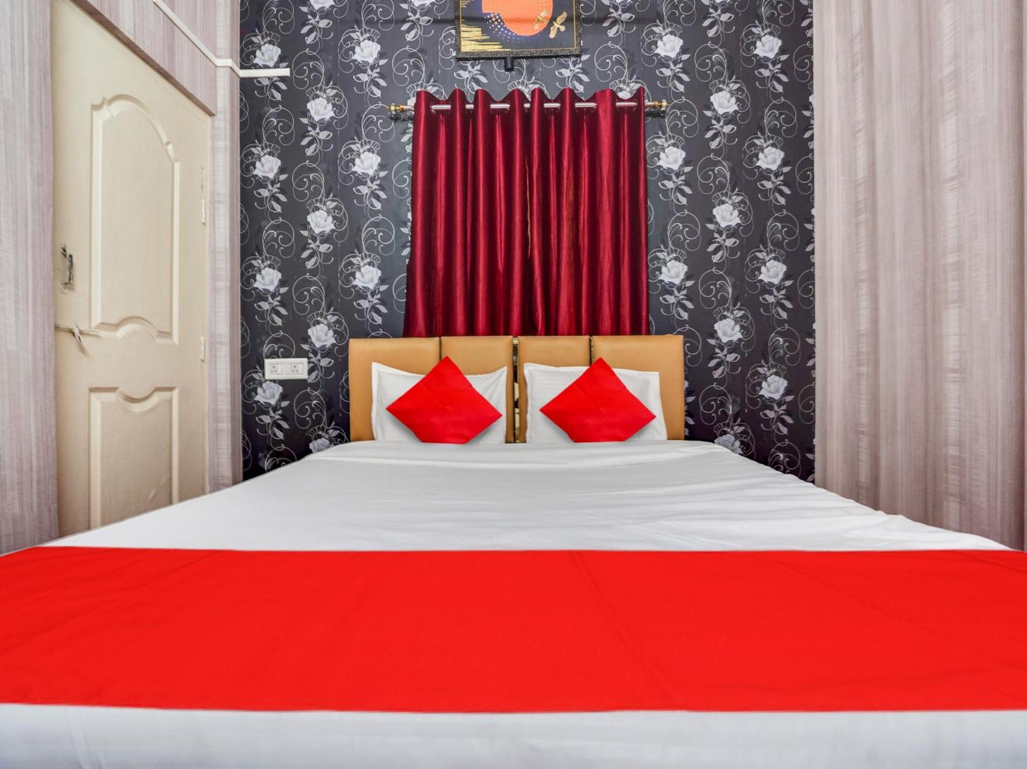 Hotel Royal Villa Inn Sakardara ภายนอก รูปภาพ